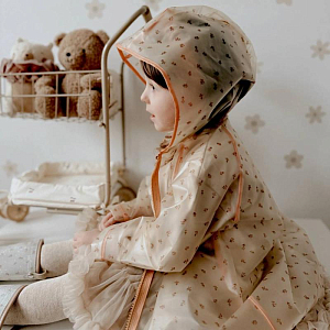 Дождевик Mrs. Ertha "Drizzles Flower Buds", мириада цветов